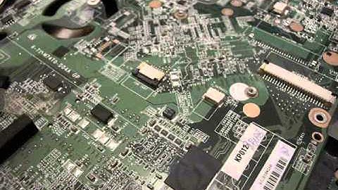 Clevo Notebook Computer Product Code M760TG Model M76T partial reassembly 7 of 10