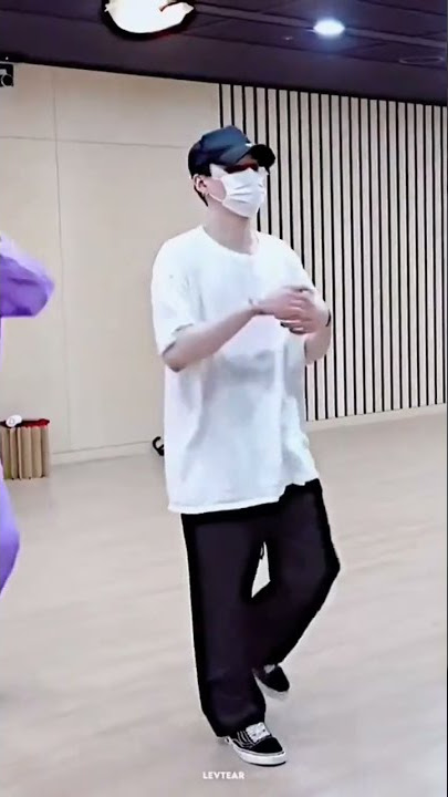 Yoongi // Baju putih jangan sampai lepas #suga #sugabts #bts #btsarmy #shorts#kpop #kpopedit #fyp