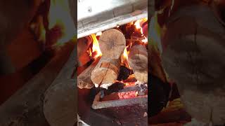 Mangal Kömürü Üreti̇m Maki̇nasi