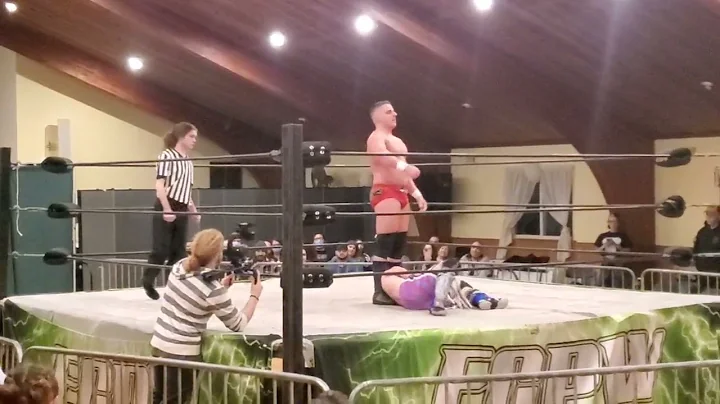 Johnny Chill vs Mike Iannuzzi