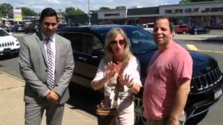 Satisfied Customers at Bayside Chrysler Jeep Dodge!