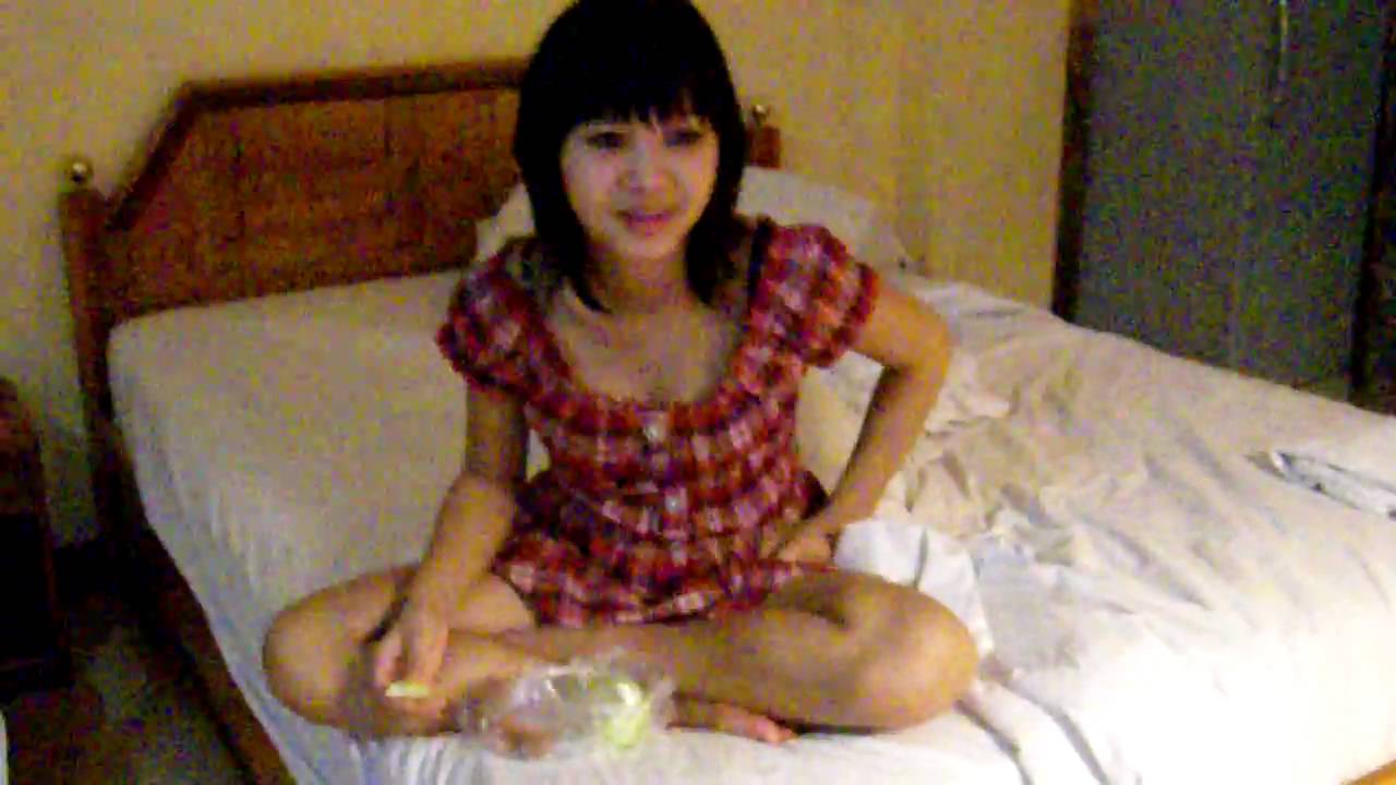 Pattaya A 20 Year Old Lovely And Sexy Girl 1 2 Youtube
