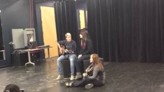 Taylor, Karlye, Shonari singing Traveling soldier