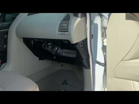 Infiniti Qx56 And Qx80 Power Window Relay Circuit Breaker- How To Find And Replace