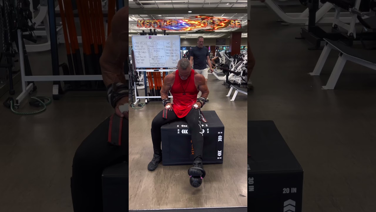 ANTERIOR TIBIALIS KETTLEBELL TOE RAISE #workout #workouttips #muscle #motivation #pump #exercise