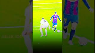 Bu Adam Niye Oynatılmıyor Arkadaş?