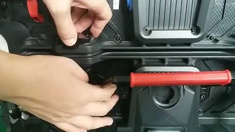 How to lock and dismantle Bako LED displays?