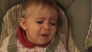 Cute Baby Hates Chicken.wmv