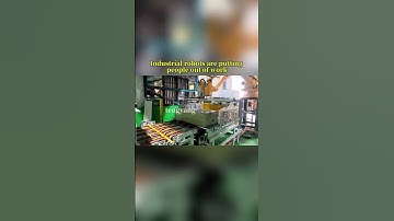 Industrial robots are putting people out of work. #machine #industrial #factory #robot