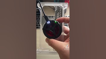 Switch Joycons with iPhone to play call of duty!