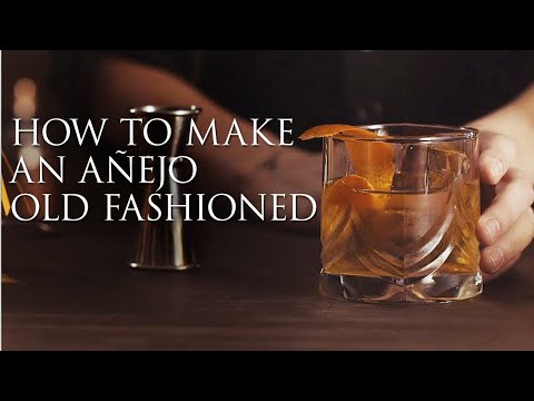 old-fashioned-cocktail-recipe-with-tequila-|-patrón-tequila