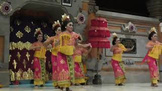 Tari Panyembrama Ibu Ibu Cantik dan Bahenol