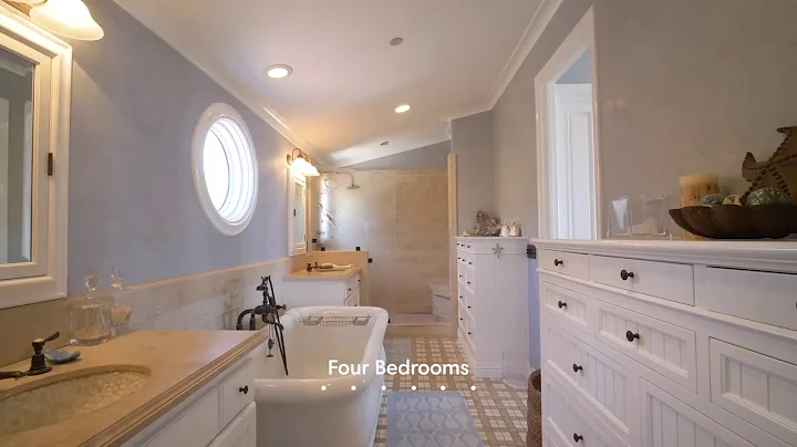 95 Emerald Bay | Maura Short