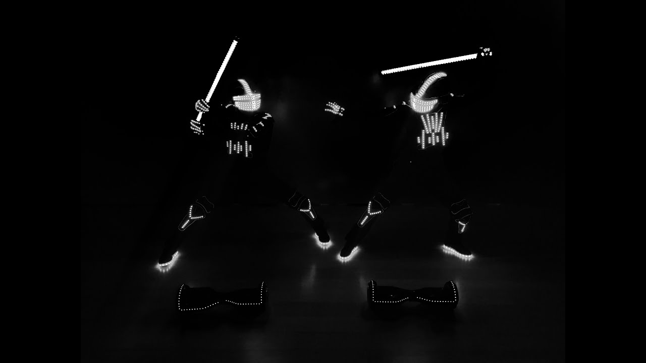 Maze Productions - Robots High-Tech Performance