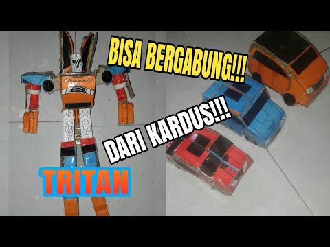 Beli Mainan Tobot di Depan Pintu Gerbang Taman Pintar 😊 Paman Penjual Mainannya Baik. 