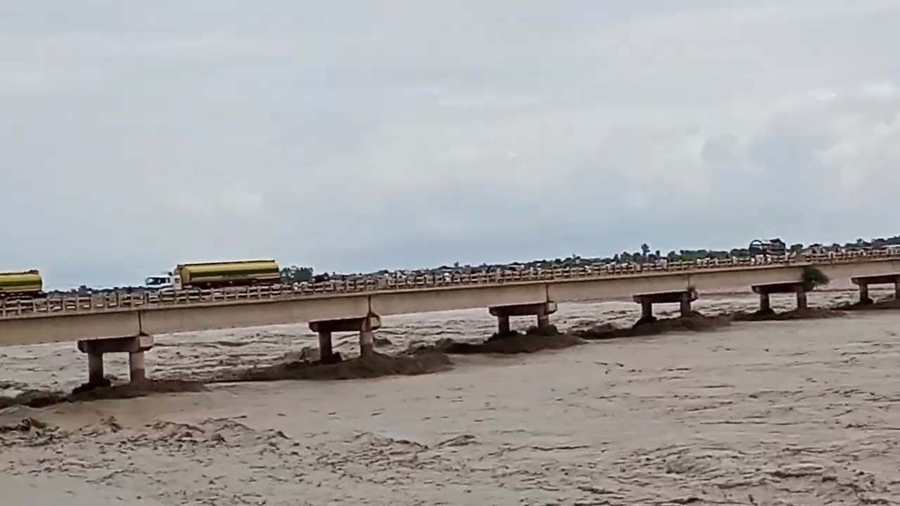 Tunsa barrage water karissig