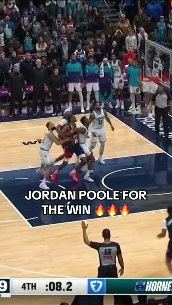 Jordan Poole SINKS IT