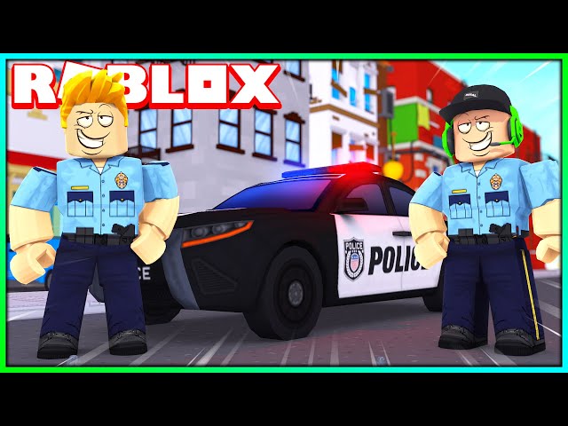 I Became a POLICE OFFICER in ROBLOX!