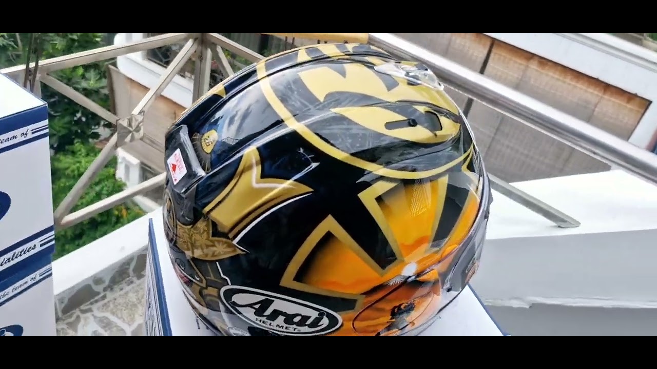 Arai rx7x Samurai - YouTube