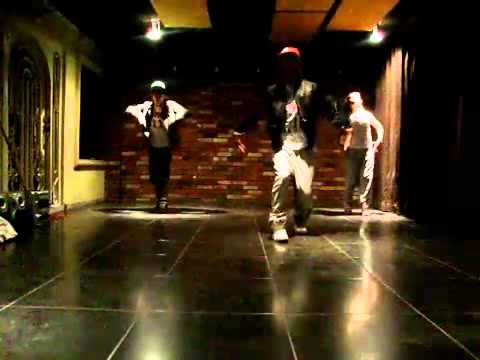 How Low can you go-Ludacris by Arturo Salazar.flv