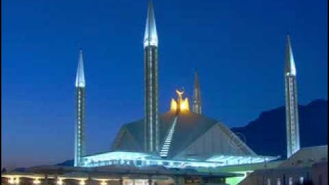 سورة العاديات -الشيخ ابراهيم الاخضر.flv