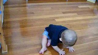 Manuelsinho Brincando No Chao