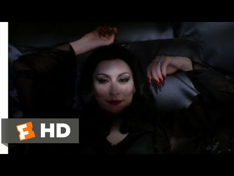 The Addams Family (6/10) Movie CLIP - Gomez Loves Morticia (1991) HD