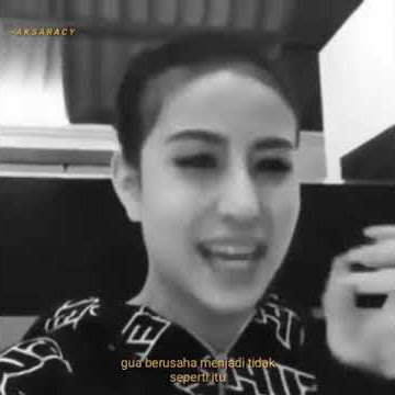 Awkarin! Bikin merinding dengan kata kata mutiara nya