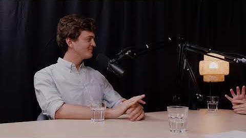 Mastering the Challenge of Data Overload: The Vital Role of AI in Data Processing