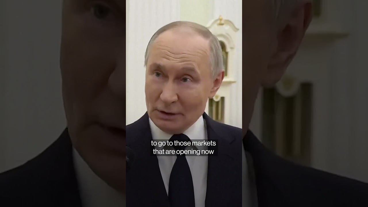 Putin Says Russia to Weigh Ending Gas Sales to Europe