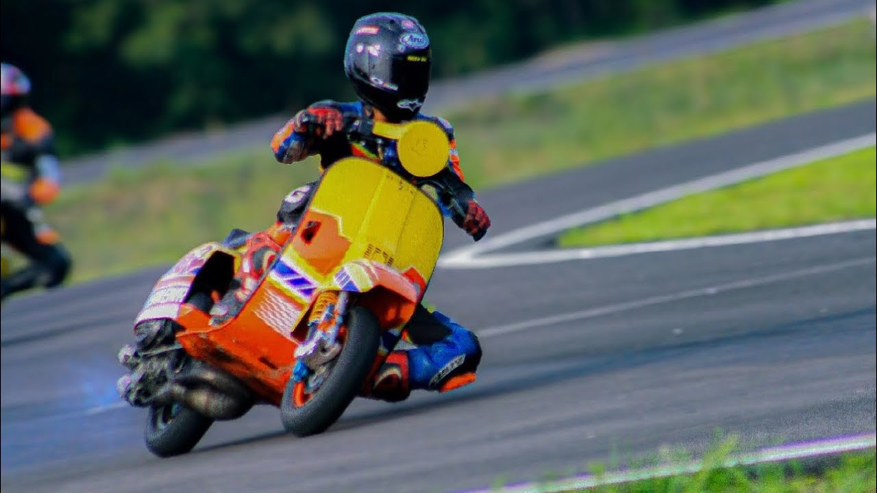 Balap vespa tune up sirkuit skyland -16 des 2025 skylandprix