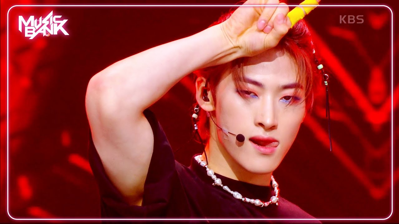 SHOCK - ALL(H)OURS オールアワーズ 올아워즈 [Music Bank] | KBS WORLD TV 240705