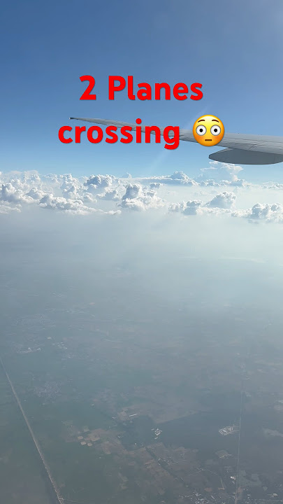 😱😳2 planes crossing one another, perfect view #shorts #shortsfeed #beutifull