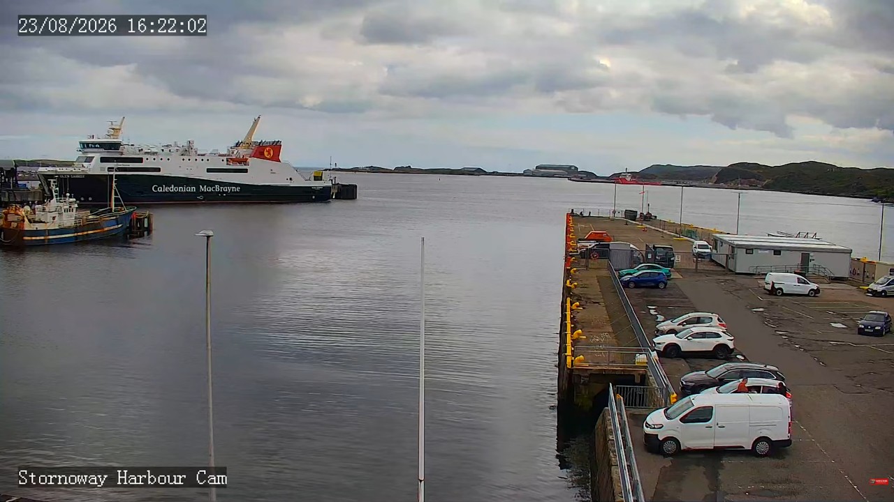 23/08/26 - Stornoway Harbour (Ferry & Cruise Port) - Hebridean Live Cam (Glen Sannox, Ievoli Black)