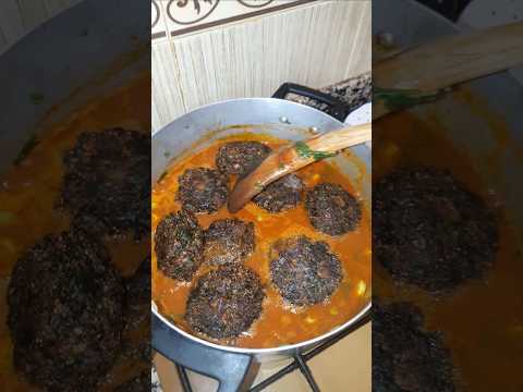 شكشوكة ساحلية بالشبتية من يد ميمتي برشا جاتهم غريب احنا الشبتية نطيبوها كل شي و بالأخص شكشوكة 