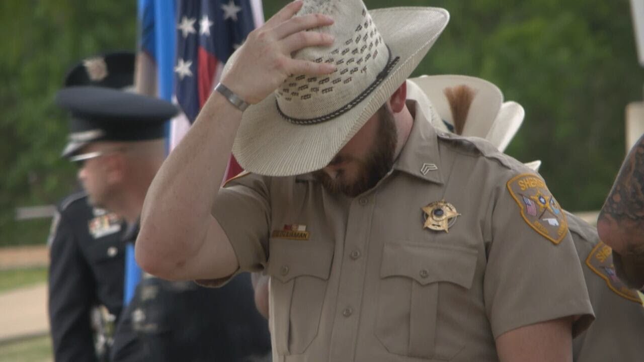 Oklahoma law enforcement gather to honor fallen officers - YouTube