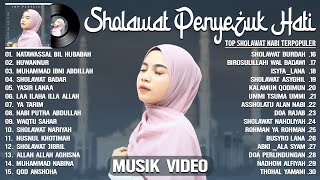 Download Lagu SHOLAWAT NABI MERDU PENYEJUK HATI DAN PENENANG JIWA TERPOPULER 2025 - SHOLAWAT NABI TERBARU 2025 MP3