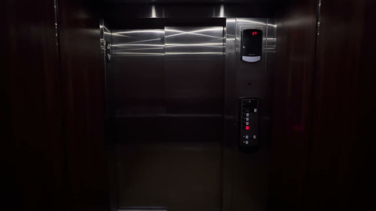 Elevator Comfort Suites