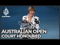 Margaret Court presented with trophy at Australian Open の動画、YouTube動画。