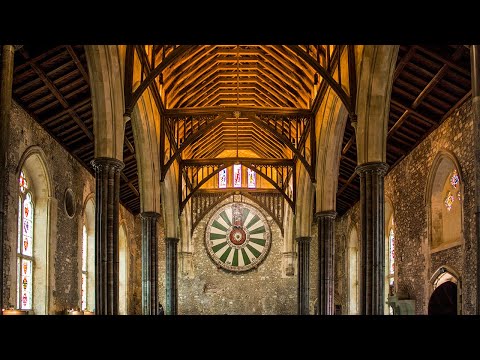 Vídeo: Qui va construir el castell de tintagel?