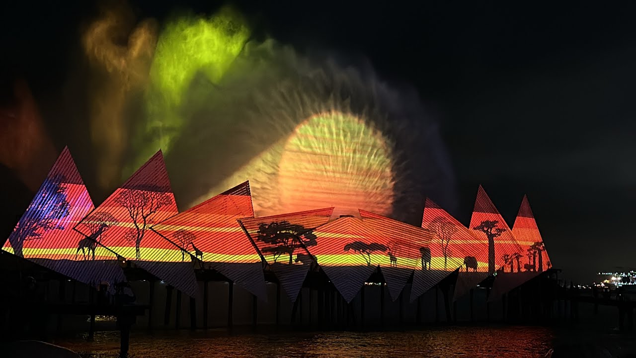 "Mesmerizing Wings of Time Show in Singapore - A Spectacular Journey through Time and Light!"
