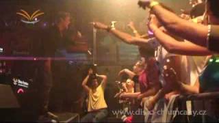 Basshunter: An entire live show in 8 mins. Fono Party