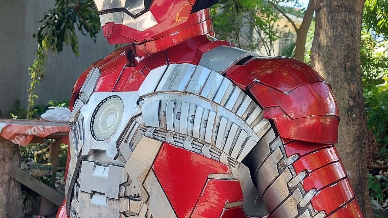 Ironman Mark 5 cosplay suit up video