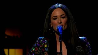 Kacey Musgraves Performs 'Slow Burn'