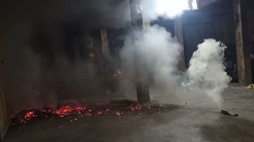 lễ hội nhảy lửa của người dao đỏ ngày Tết hài hước nhất