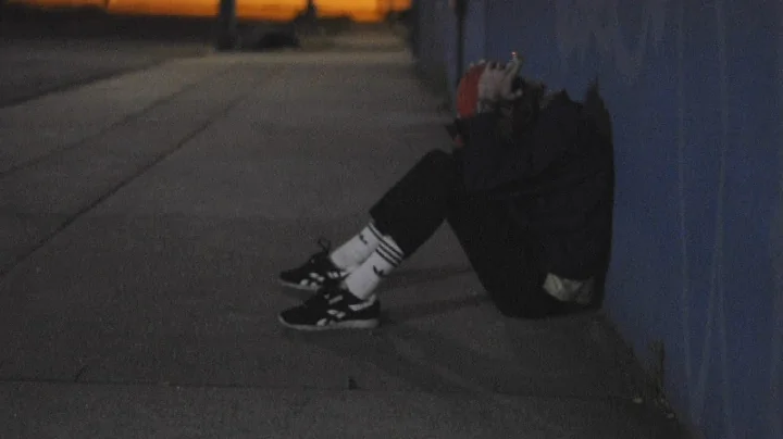 Stepson - Leave Me Alone (feat. Caitlin Henry of E...