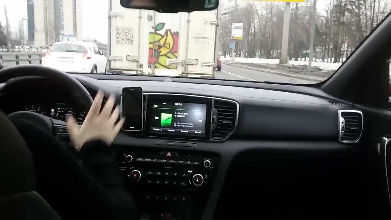 Студент заглушил машину