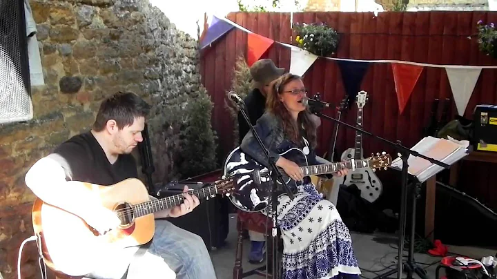 She Sells Sanctuary - Acoustic Cover by -Tammy Lev...