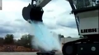 CRUSH A CAR WITH SINGLE BUCKET OF WATER - CONSTRUCTION EQUIPMENT GONE WILD