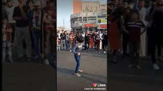 ولد عراقي يرقص 😉😉😉😉يخبل